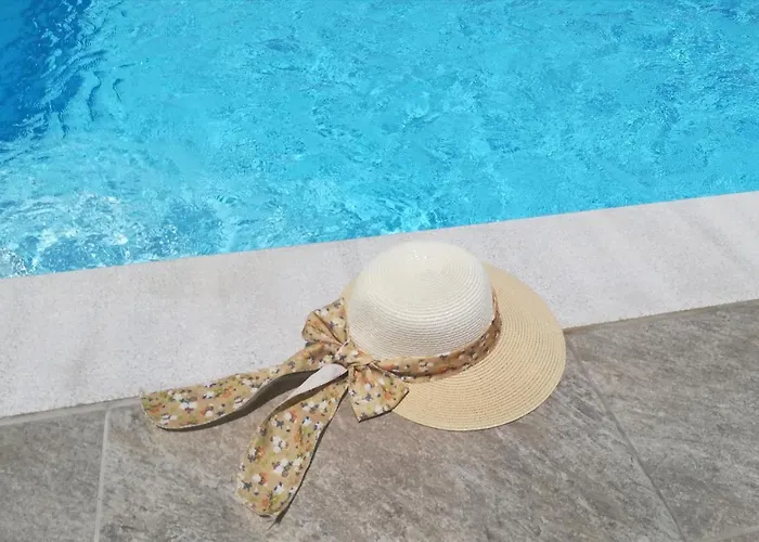 Blue Horizon Villa & Suites