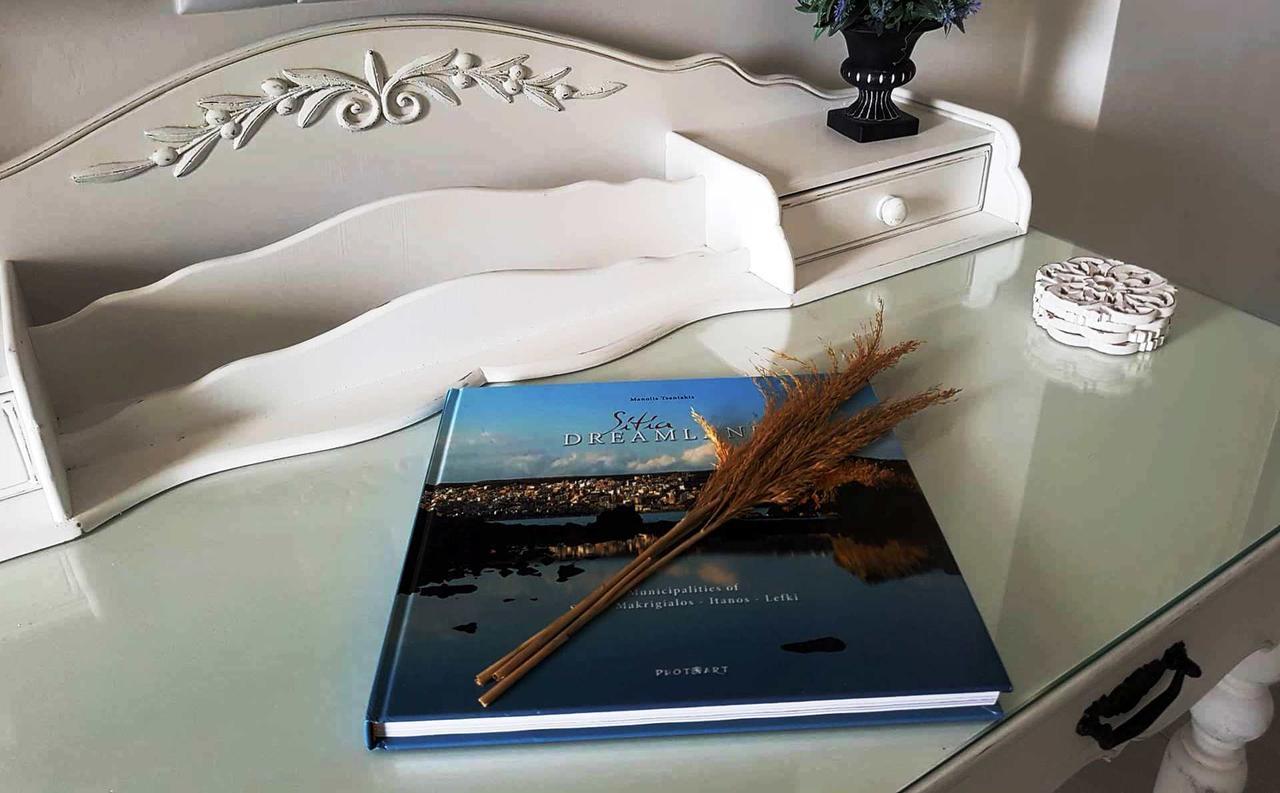 Blue Horizon & Villa *
