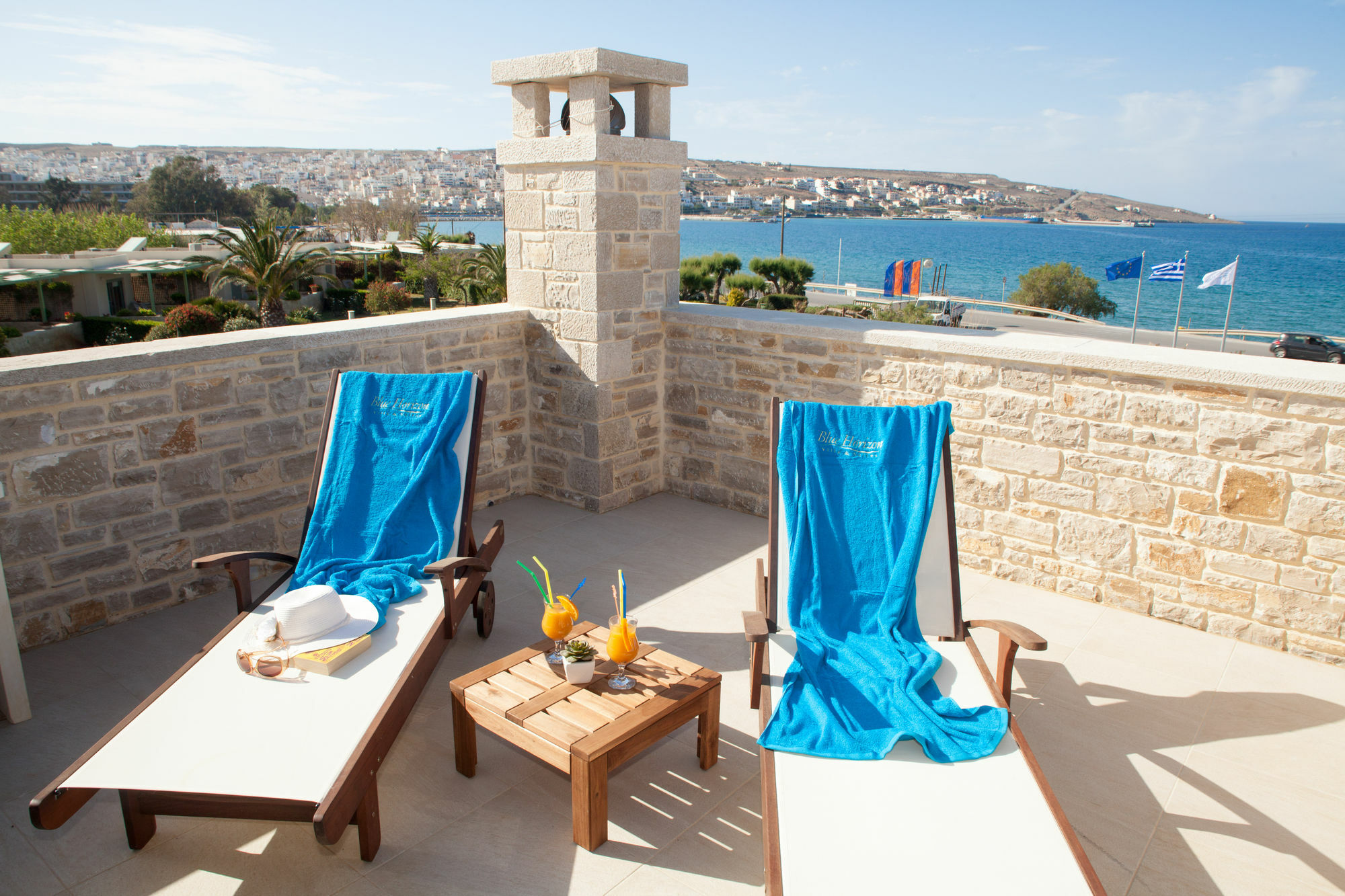 Blue Horizon & Villa